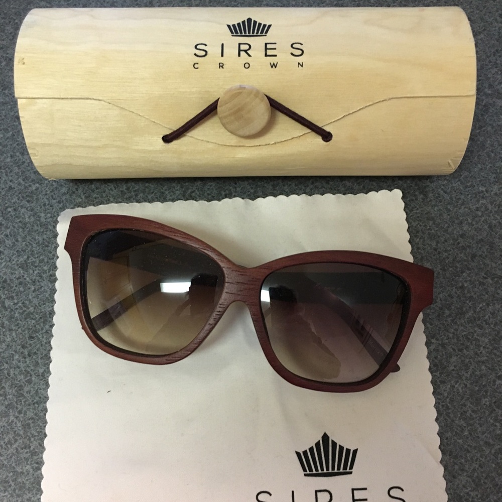 Sires Crown sunglasses